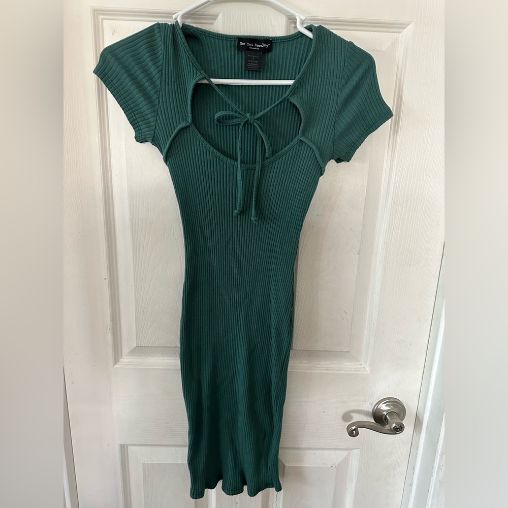 Turquoise front tie rubbed dress
